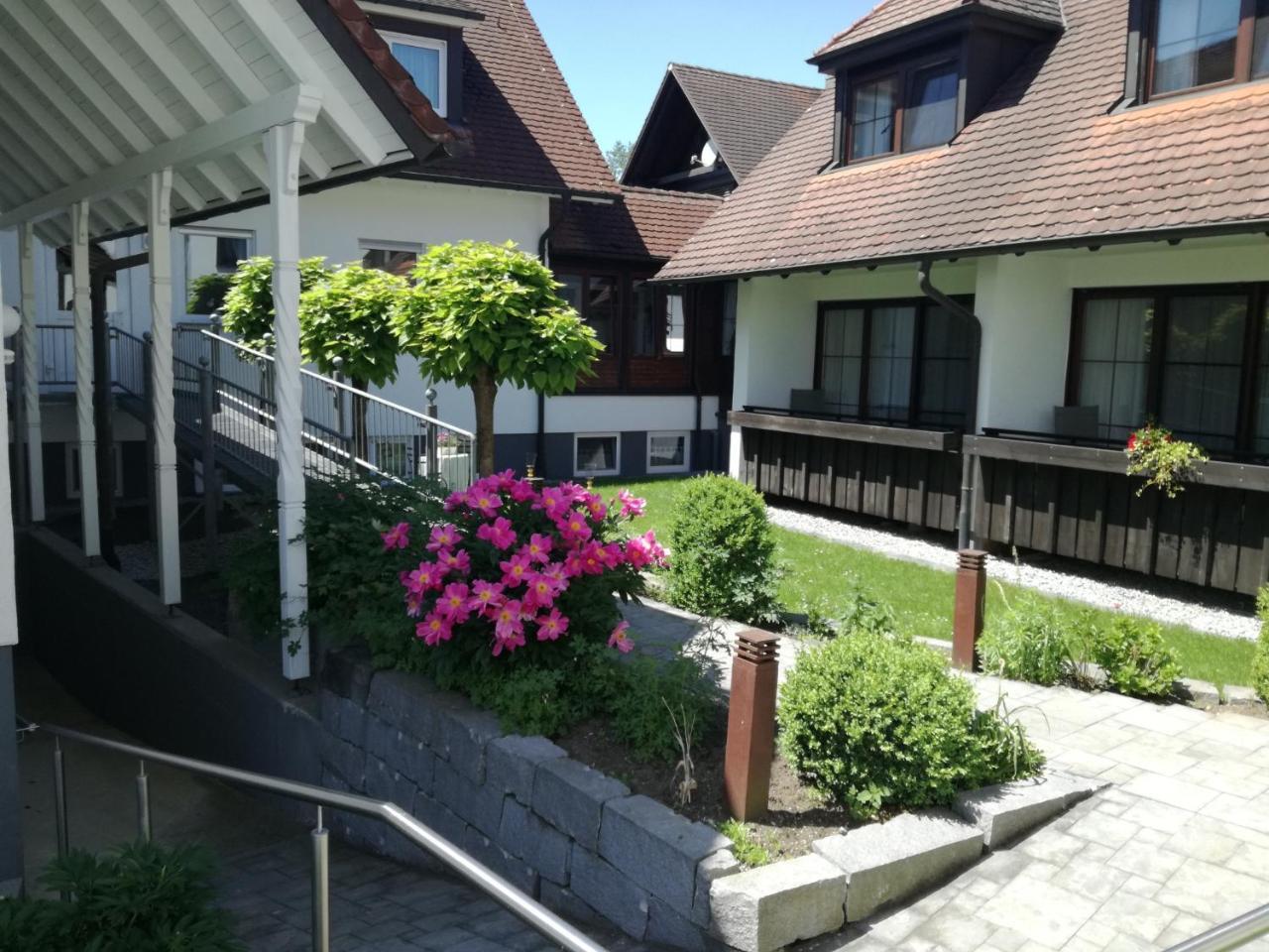 Apfelbluete Bed & Breakfast 8 Km Vom Bodensee Salem  Exterior photo